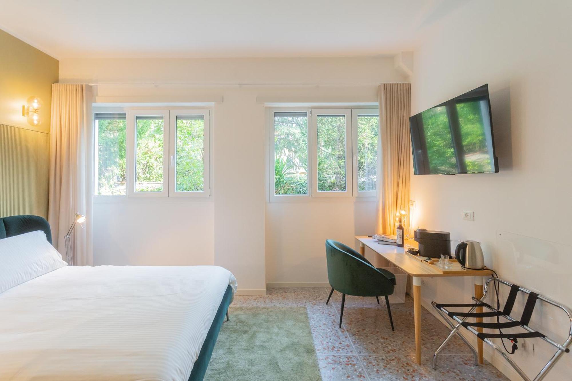 Marcello'S Como Lake Room photo